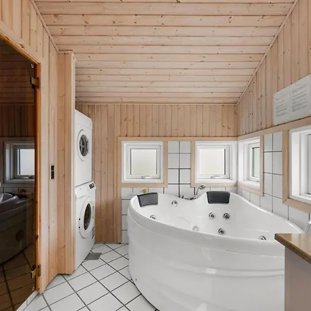 Feriehus Zaga - From The Sea By Interhome